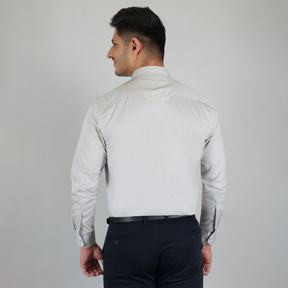 YOUNG & FORMALS by CAMBRIDGE Men's Slim Fit Formal Shirt | Full Sleeves, Spread Collar with Hanging Piping | Solid Chambray | Classic Business & Office Wear (YF00004SF)