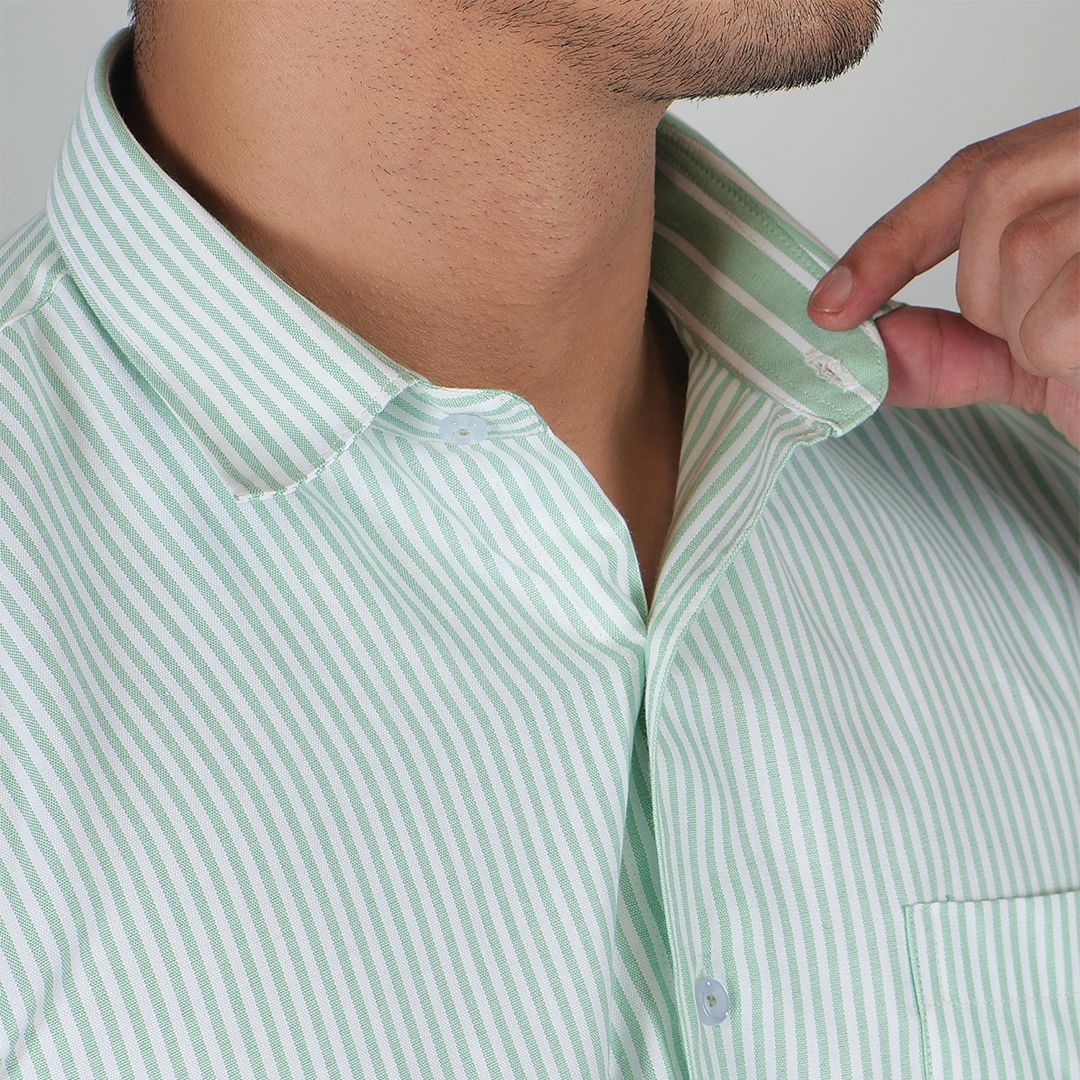 YOUNG & FORMALS by CAMBRIDGE Men's Slim Fit Striped Formal Shirt | Full Sleeves | Spread Collar with Hanging Twin Tape | Premium Office & Business Wear (YF00006SF)