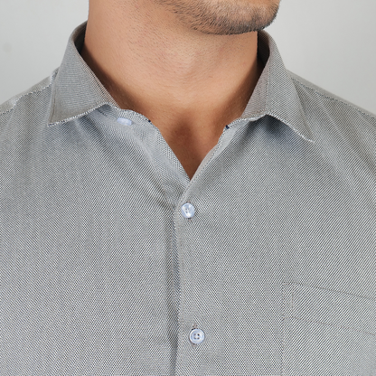 YOUNG & FORMALS by CAMBRIDGE Men's Slim Fit Formal Shirt | Full Sleeves, Spread Collar with Hanging Piping | Solid Chambray | Classic Business & Office Wear (YF00007SF)