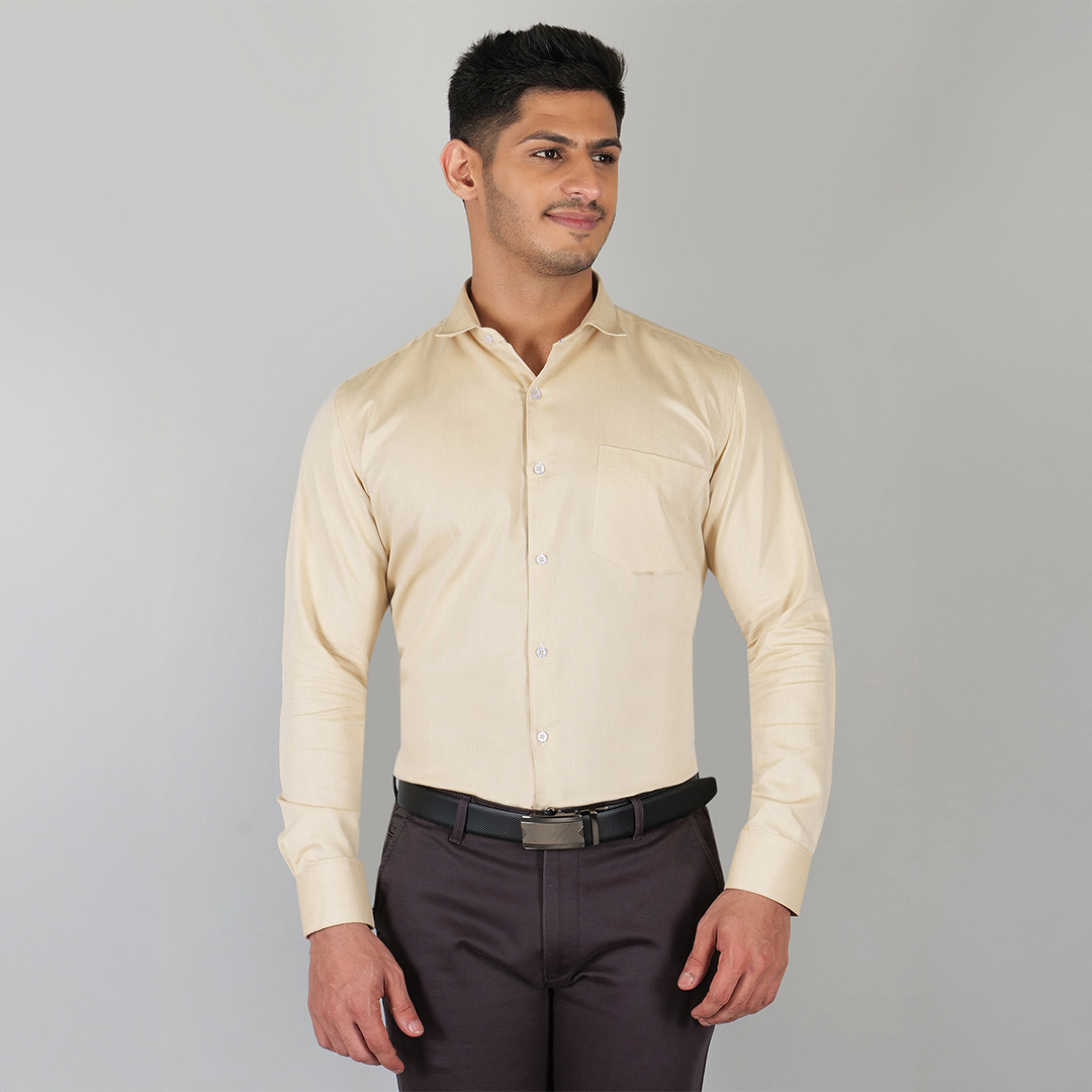 YOUNG & FORMALS by CAMBRIDGE Men's Slim Fit Formal Shirt | Full Sleeves, Spread Collar with Hanging Piping | Solid Chambray | Classic Business & Office Wear (YF00007SF)