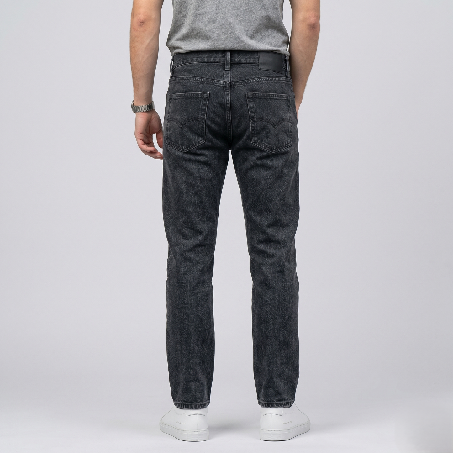 Classic Straight Fit Denim Jeans for Everyday Wear (ESSENJE80A)