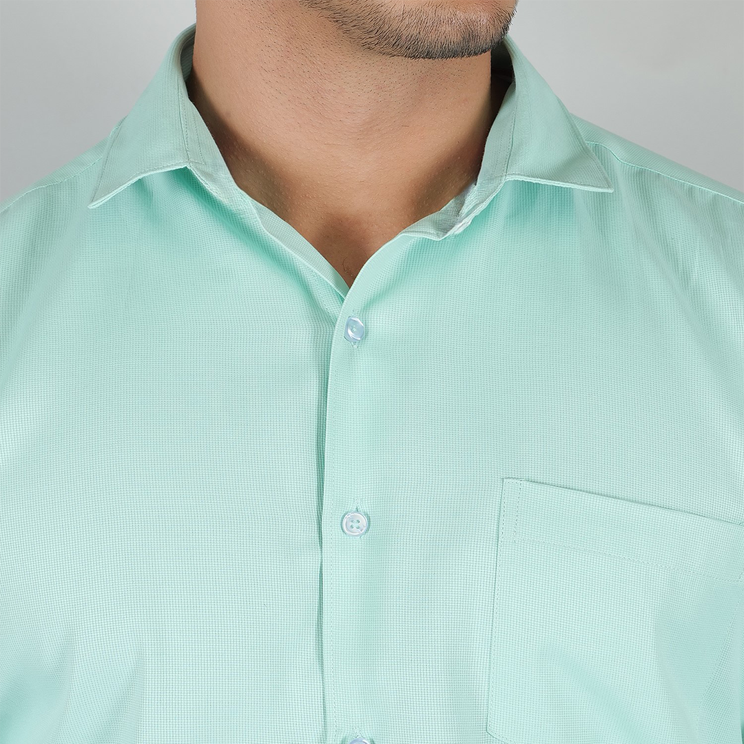 YOUNG & FORMALS by CAMBRIDGE Men's Solid Formal Shirt | Slim Fit, Full Sleeves | Structure Pattern | Classic Business & Office Wear (YF00003SF)