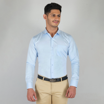 YOUNG & FORMALS by CAMBRIDGE Men's Slim Fit Formal Shirt | Full Sleeves, Spread Collar with Hanging Piping | Solid Chambray | Classic Business & Office Wear (YF00004SF)