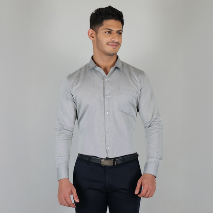 YOUNG & FORMALS by CAMBRIDGE Men's Slim Fit Formal Shirt | Full Sleeves, Spread Collar with Hanging Piping | Solid Chambray | Classic Business & Office Wear (YF00007SF)